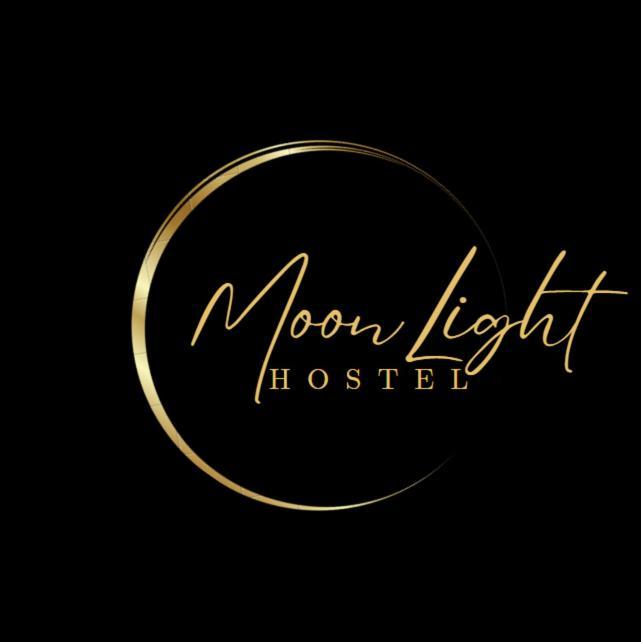 Moonlight Hostel Lemberg Exterior foto
